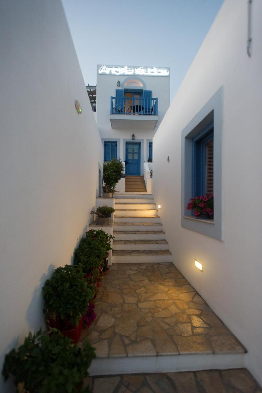 Studios Angela Port Lipsi Exterior foto
